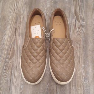 A New day Reeses Quilted Sneakers